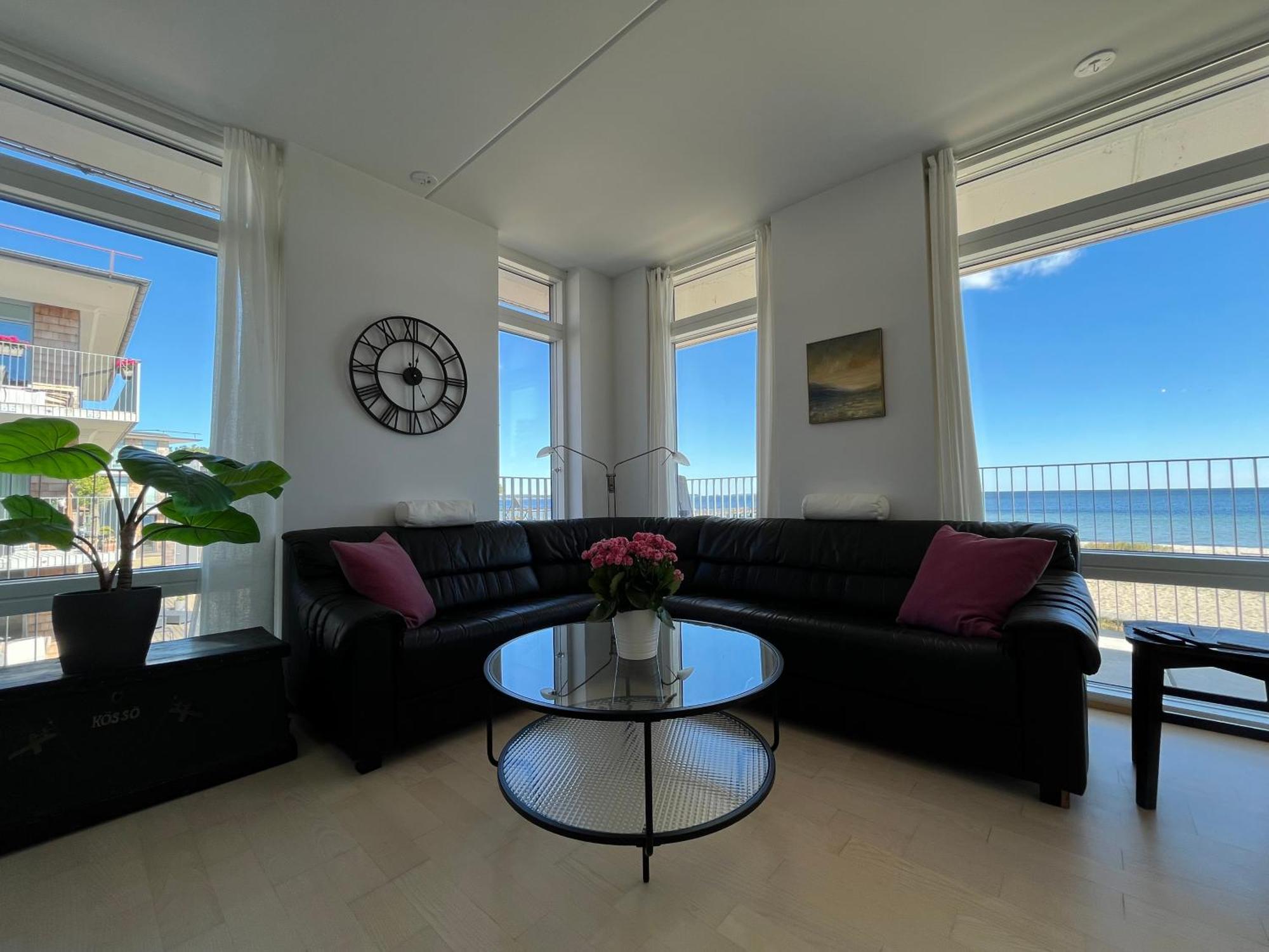 Ahusbrygga Apartment Hotel Exteriér fotografie
